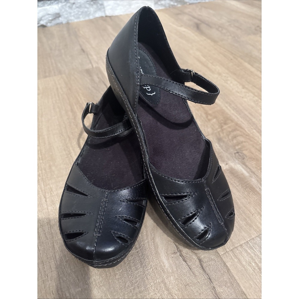 Eurostep Women's  7.5 M Leather Upper Black Adjustable Strap